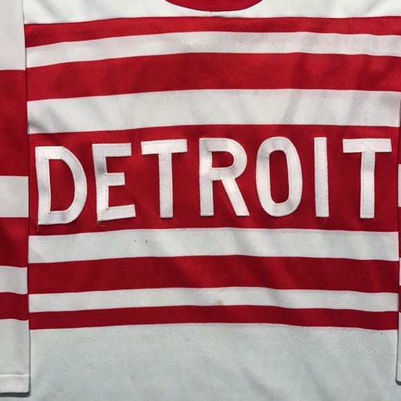 Detroit Redwings 91/92 NHL 75th Anniversary CCM Jersey - Picture 3 of 4